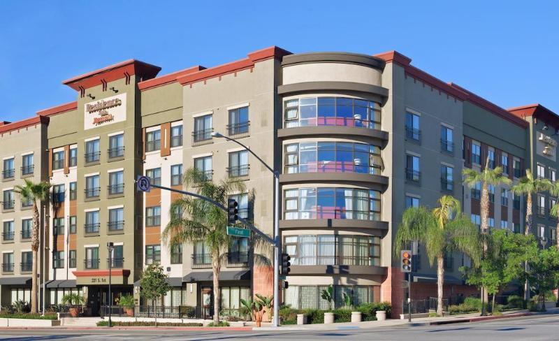 Residence Inn Los Angeles Burbank/Downtown Exterior foto